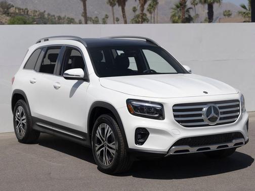 Polar White 2026 Mercedes-Benz GLB 250 Base