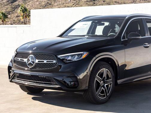 2026 Mercedes-Benz GLC 300 Base