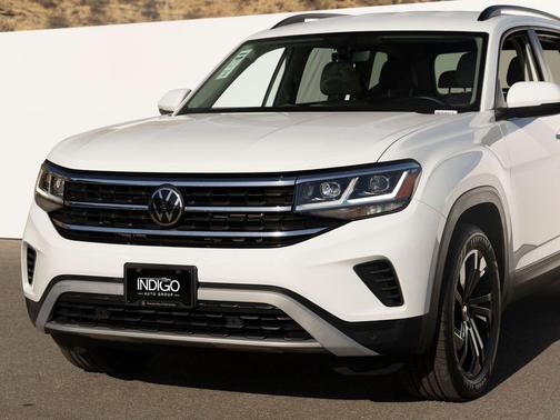 Pure White 2023 Volkswagen Atlas 3.6L SE w/Technology