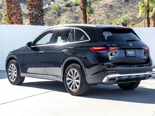2025 Mercedes-Benz GLC 300 Base