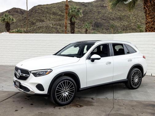 2025 Mercedes-Benz GLC 300 Base