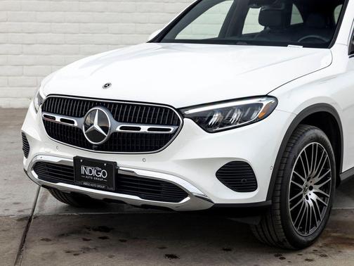 2025 Mercedes-Benz GLC 300 Base