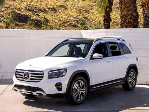Polar White 2026 Mercedes-Benz GLB 250 Base