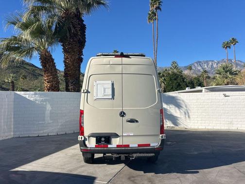 2022 Mercedes-Benz Sprinter 2500 Standard Roof