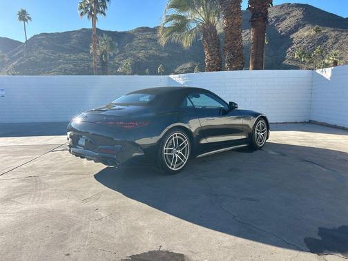 2023 Mercedes-Benz AMG SL 63 Base