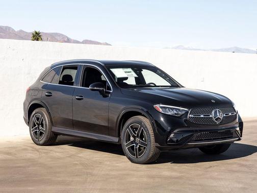 2026 Mercedes-Benz GLC 300 Base