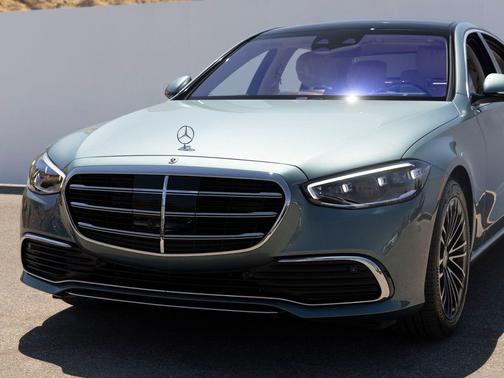 SILVER METALLIC 2026 Mercedes-Benz S-Class 4MATIC