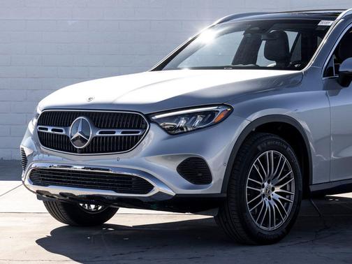 2026 Mercedes-Benz GLC 300 Base