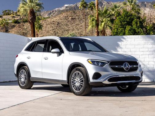 2026 Mercedes-Benz GLC 300 Base