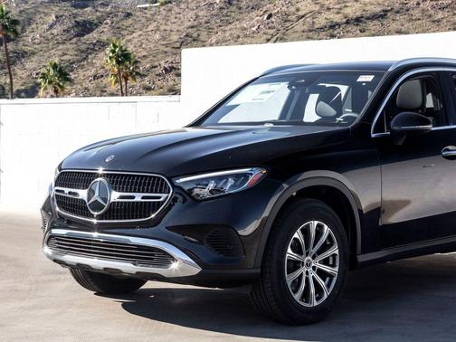 2026 Mercedes-Benz GLC 300 4MATIC