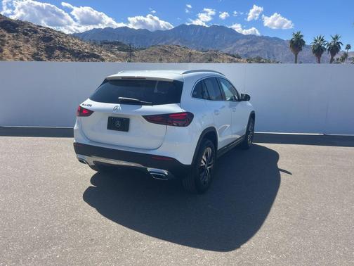 2026 Mercedes-Benz GLA 250 4MATIC