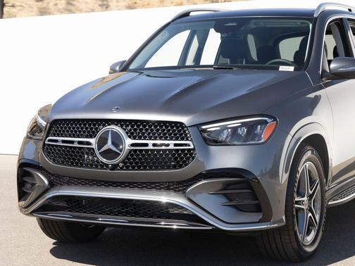 GREY METALLIC 2026 Mercedes-Benz GLE 450 4MATIC