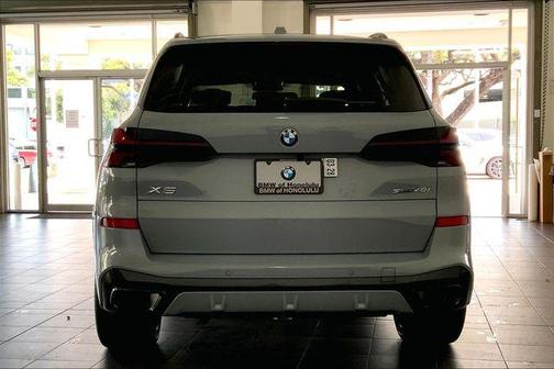Gray 2026 BMW X5 sDrive40i