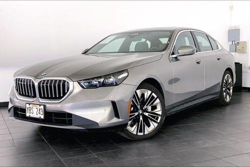 Gray Metallic 2026 BMW 530 i