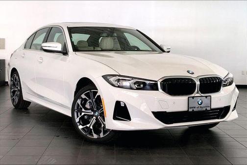 Alpine White 2026 BMW 330 i