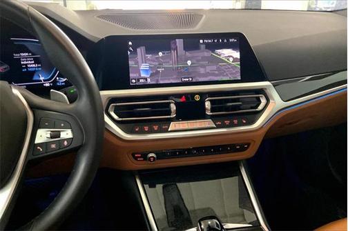 2022 BMW 330e iPerformance