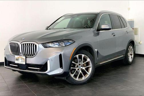 Gray Metallic 2024 BMW X5 xDrive40i