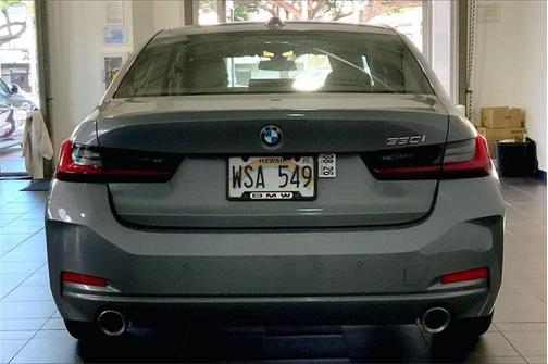 2023 BMW 330 i