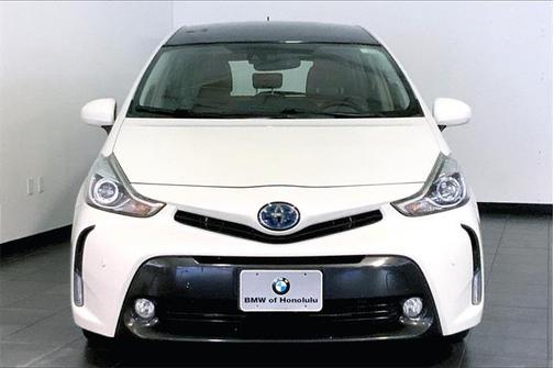 2017 Toyota Prius v Two
