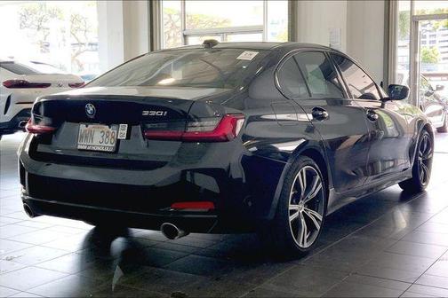 Jet Black 2023 BMW 330 i