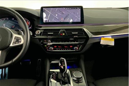 2023 BMW 540 i