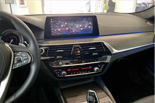 2019 BMW 530e iPerformance