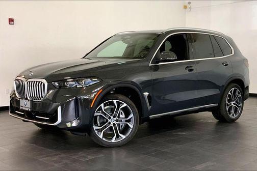 Gray Metallic 2026 BMW X5 sDrive40i