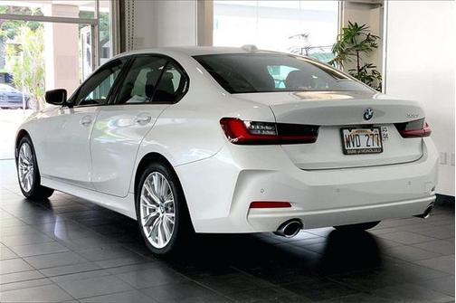 2023 BMW 330 i