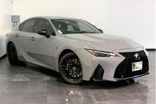 2024 Lexus IS 500 