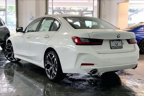 2026 BMW 330 i