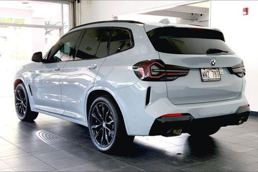 Gray Metallic 2024 BMW X3 sDrive30i