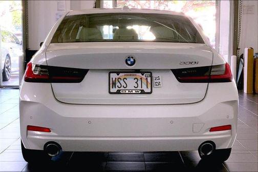 2023 BMW 330 i
