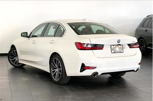 2021 BMW 330 i