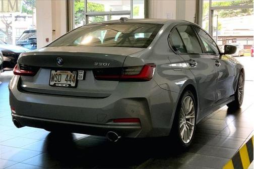 2023 BMW 330 i