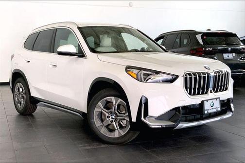 Alpine White 2026 BMW X1 xDrive28i