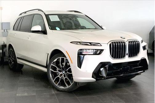 2024 BMW X7 xDrive40i