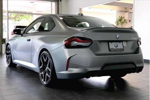 2025 BMW 230 i