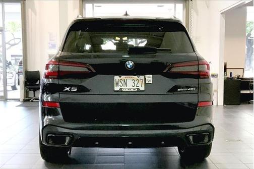 2023 BMW X5 sDrive40i