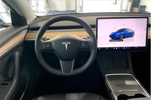 2023 Tesla Model 3 Standard Range