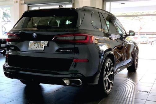 2023 BMW X5 xDrive45e