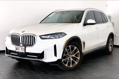 Alpine White 2024 BMW X5 sDrive40i