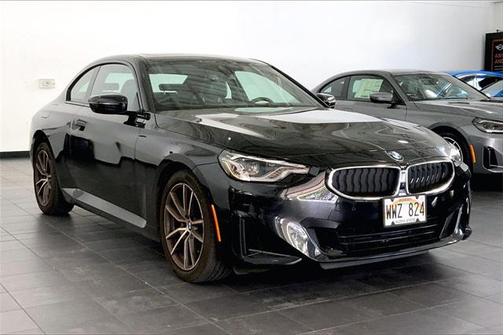 2023 BMW 230 i