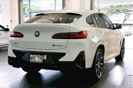 2023 BMW X4 M40i