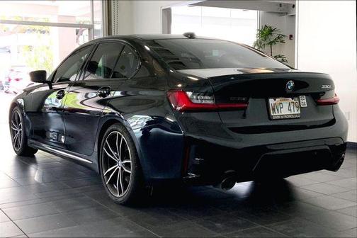 Black Sapphire Metallic 2023 BMW 330 i