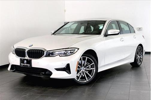 2022 BMW 330 i