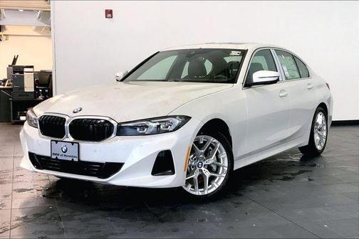 Mineral White Metallic 2026 BMW 330 i