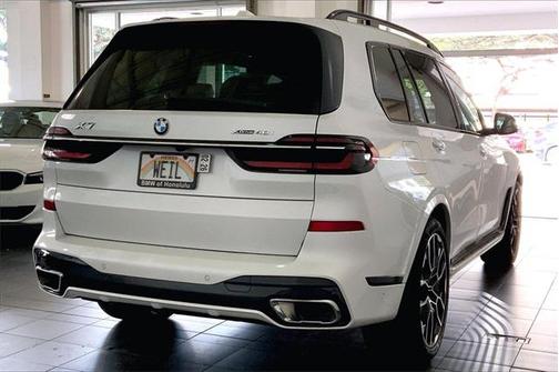 2023 BMW X7 xDrive40i