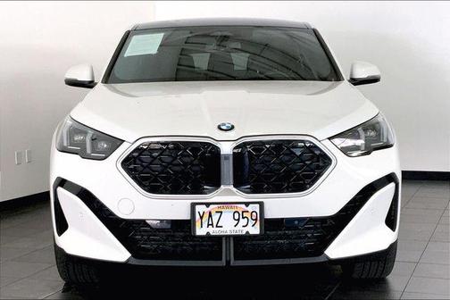 Alpine White 2025 BMW X2 xDrive28i