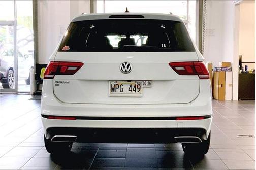 2021 Volkswagen Tiguan 2.0T SE R-Line Black