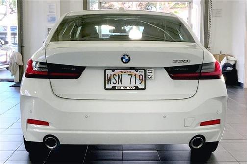2023 BMW 330 i
